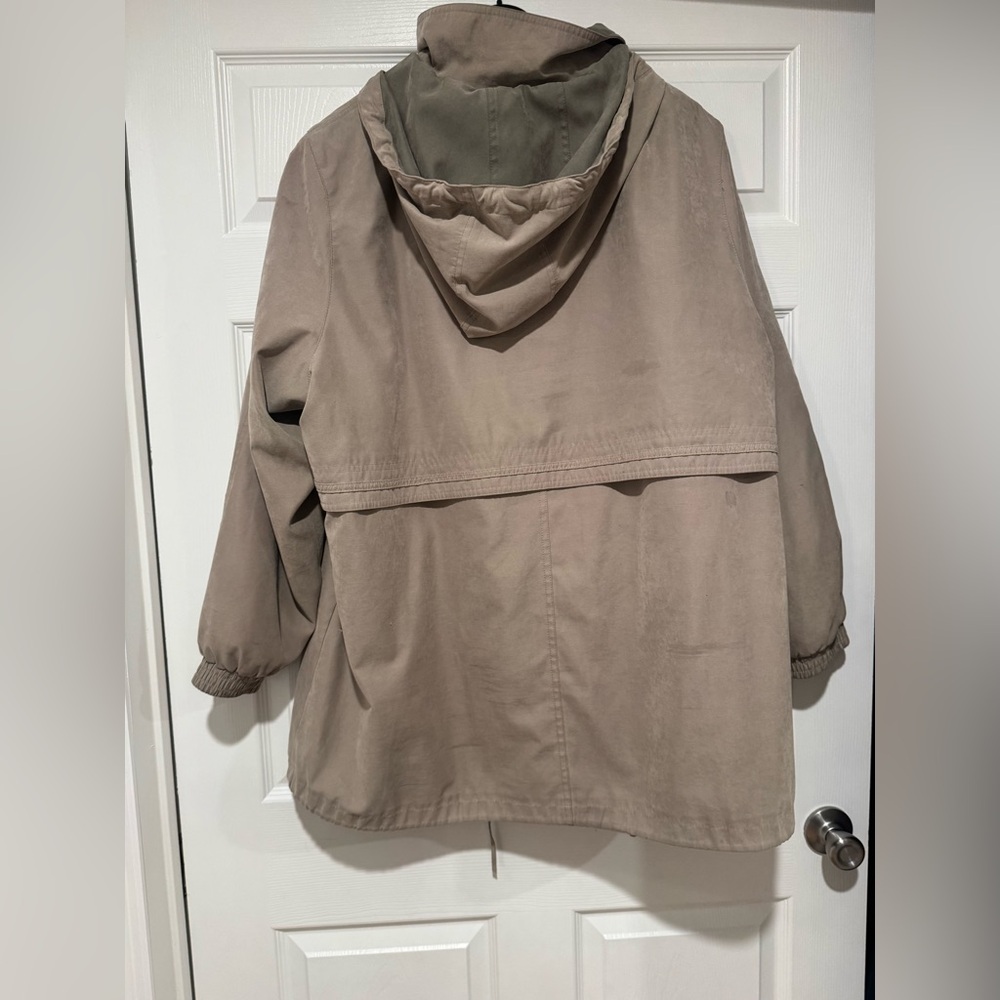 Vintage 80s/90s Gallery Woman's Tan Rain Jacket with Sleeve Liner Size 3x - Picture 2 of 10